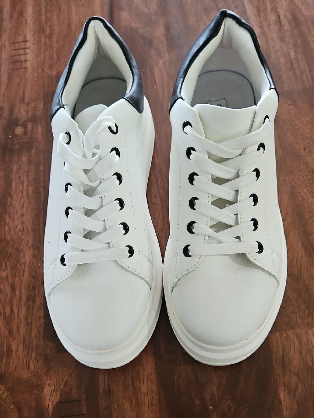 Steve Madden Platform  Shoes Size 7 Color White And Black